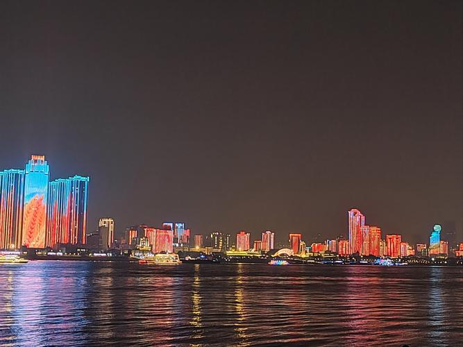 武汉夜生活的地方_武汉夜生活怎么样_武汉夜生活pow