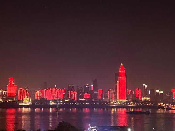 武汉夜生活怎么样_武汉夜生活的地方_武汉夜生活pow