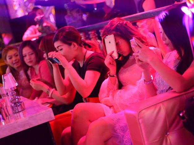 武汉服务好的桑拿真相：小心合法外衣下的陷阱